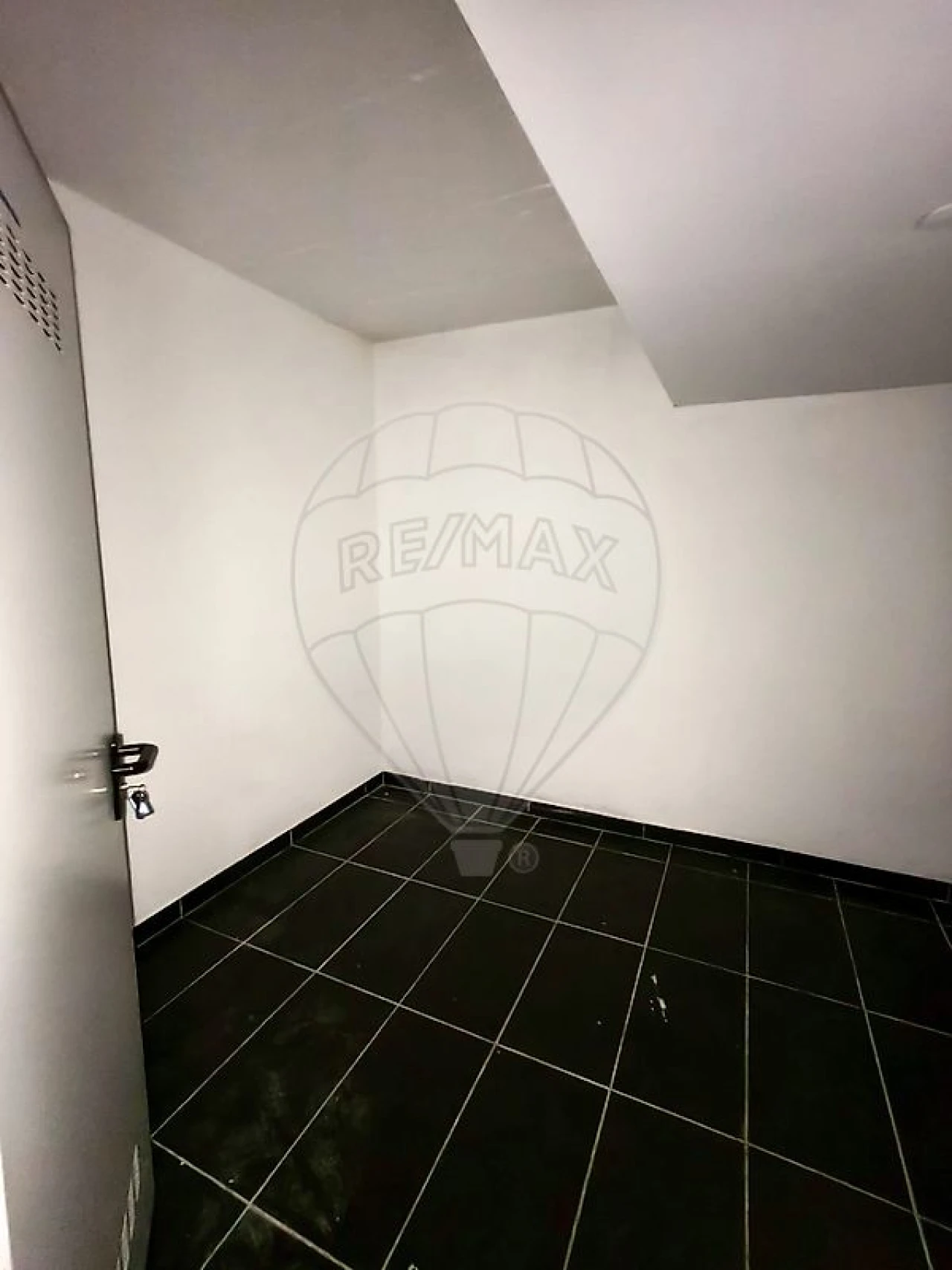 Loja para Venda em Cartaxo e Vale da Pinta Foto 8