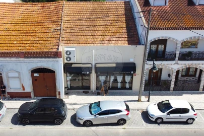Loja para Venda em Cartaxo e Vale da Pinta