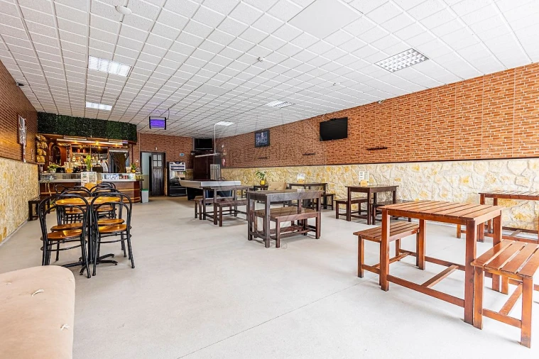 Loja para Venda em Cartaxo e Vale da Pinta Foto 2