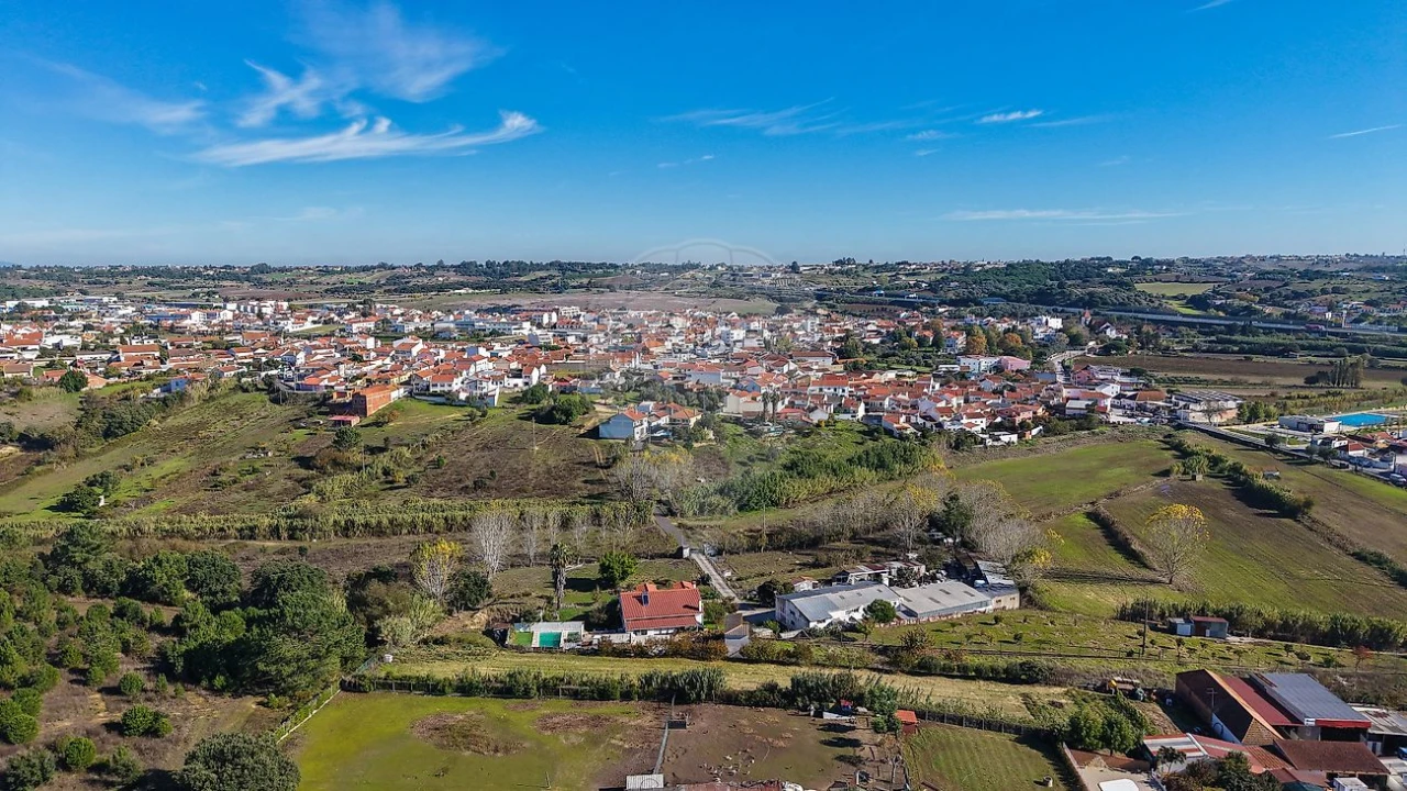 Terreno para Venda em Aveiras de Cima Foto 27