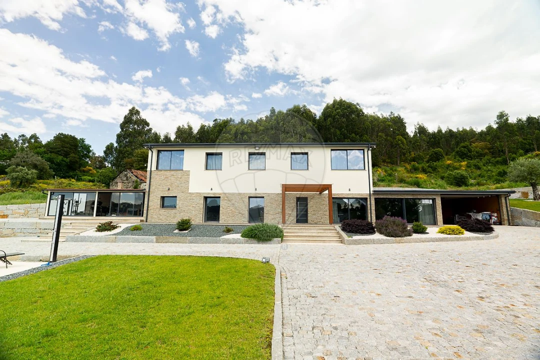 Moradia T3 para Venda em Cabeça Santa Foto 5