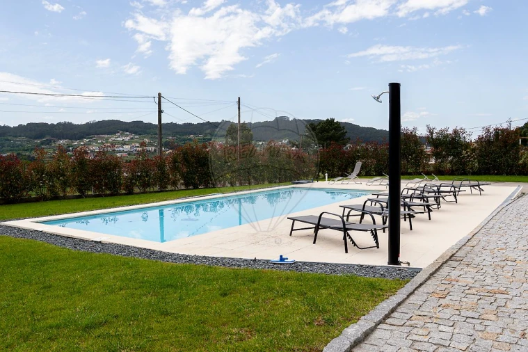 Moradia T3 para Venda em Cabeça Santa Foto 8