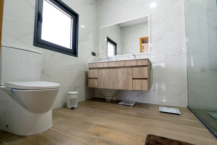 Moradia T3 para Venda em Cabeça Santa Foto 30