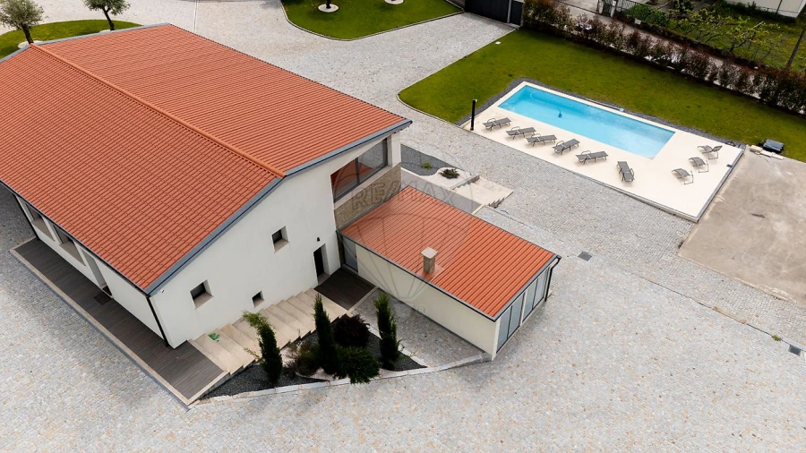 Moradia T3 para Venda em Cabeça Santa Foto 3