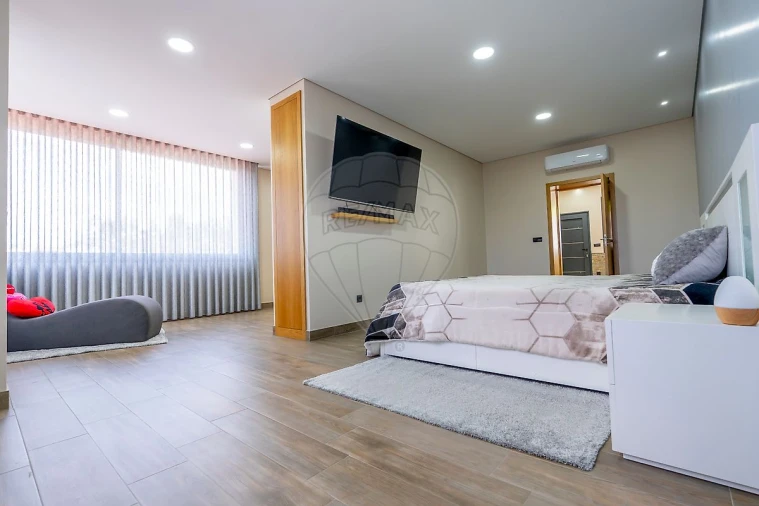 Moradia T3 para Venda em Cabeça Santa Foto 28