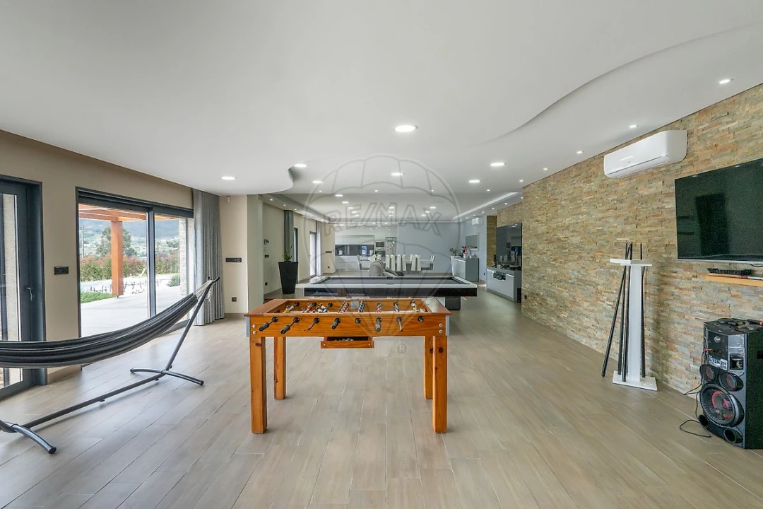 Moradia T3 para Venda em Cabeça Santa Foto 10