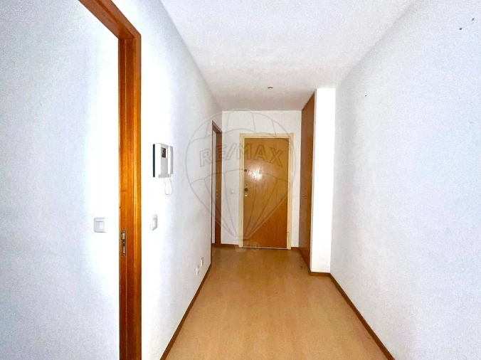 Apartamento T3 para Venda em Moreira Foto 12