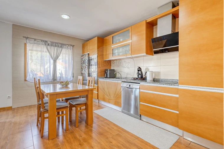 Moradia T2 para Venda em Lagares e Figueira Foto 9