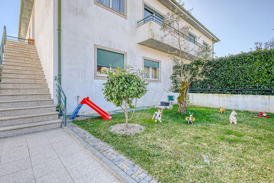 Moradia T2 para Venda em Lagares e Figueira Foto 2