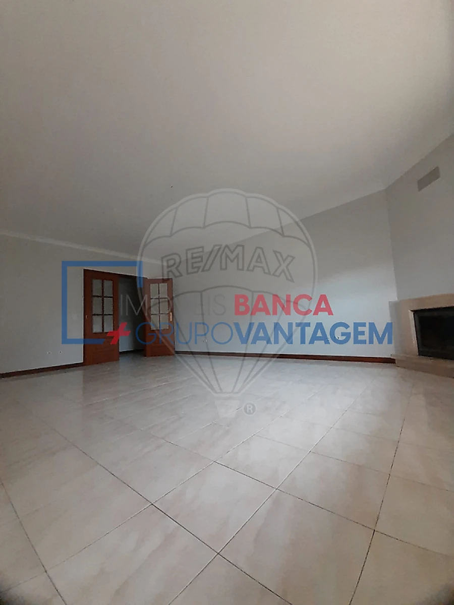 Apartamento T3 para Venda em Gondomar (São Cosme), Valbom e Jovim