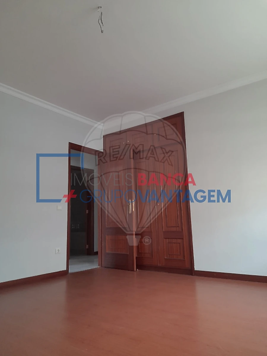 Apartamento T3 para Venda em Gondomar (São Cosme), Valbom e Jovim Foto 13