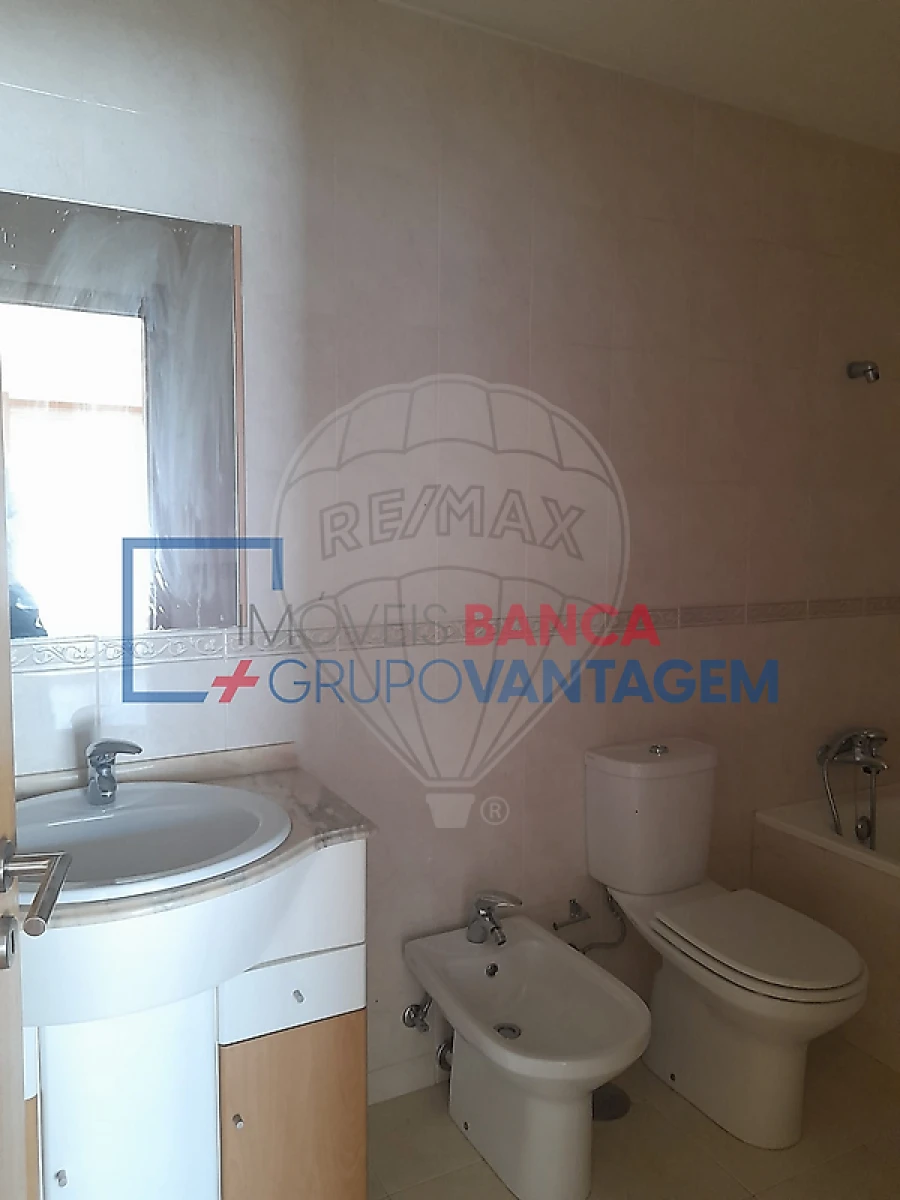 Apartamento T2 para Venda em Gondomar (São Cosme), Valbom e Jovim Foto 16