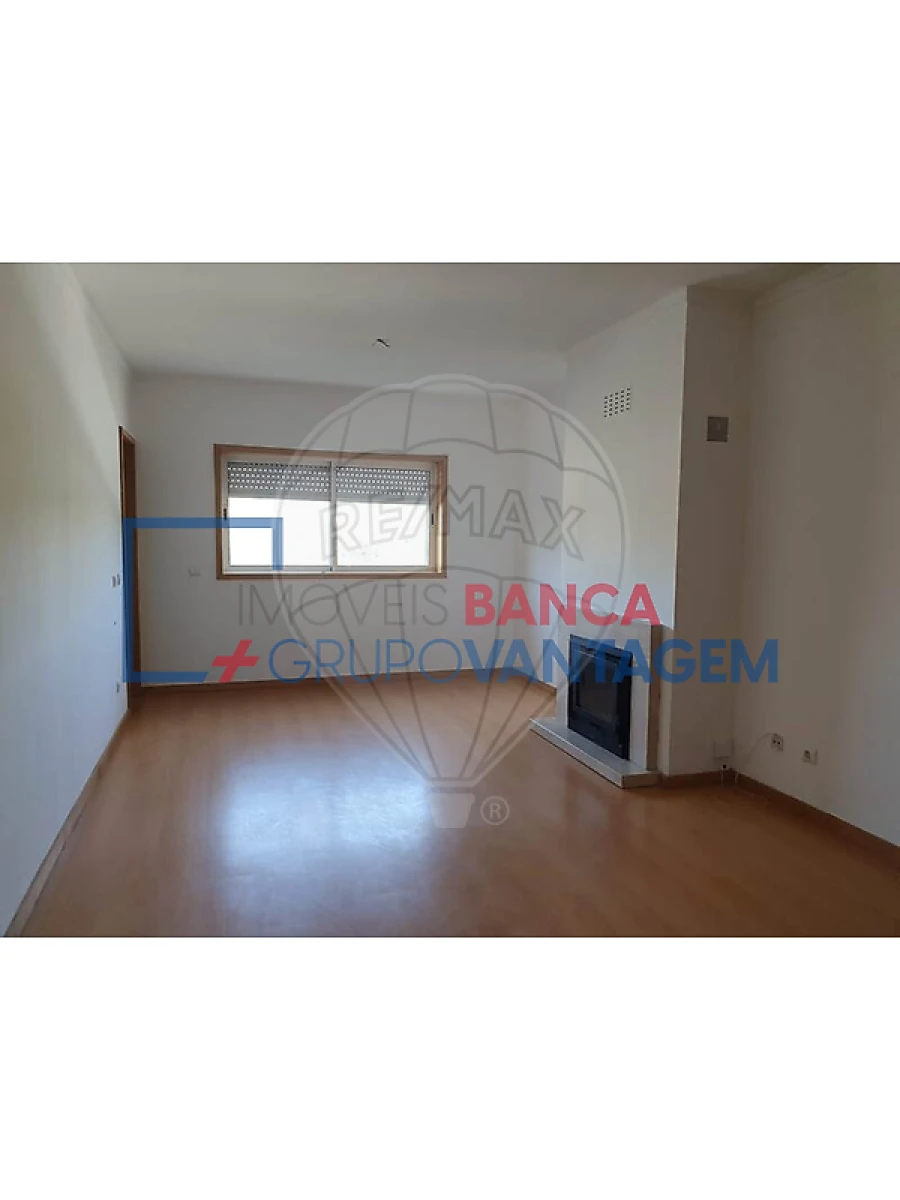 Apartamento T2 para Venda em Ermesinde Foto 2