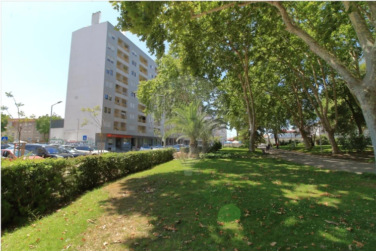 Apartamento T3 para Venda em União das Freguesias de Setúbal Foto 2