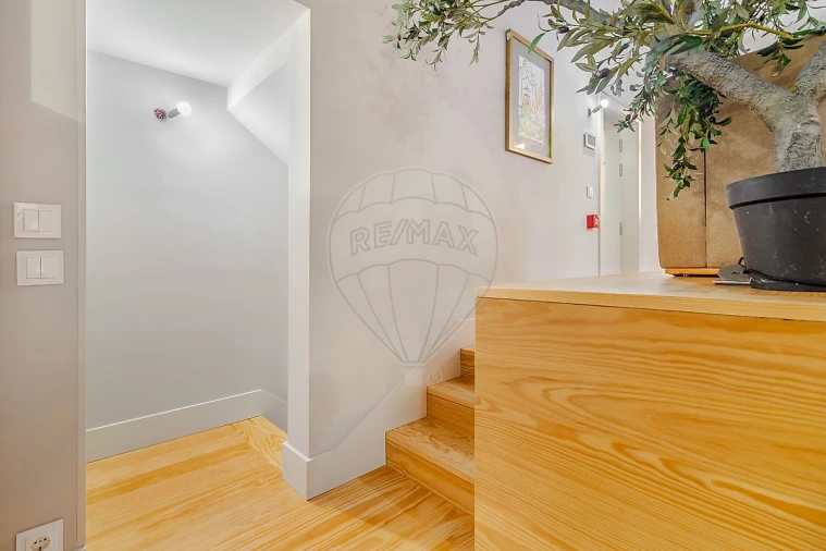 Apartamento T2 para Venda em Cedofeita, Santo Ildefonso, Sé, Miragaia, São Nicolau e Vitória Foto 7