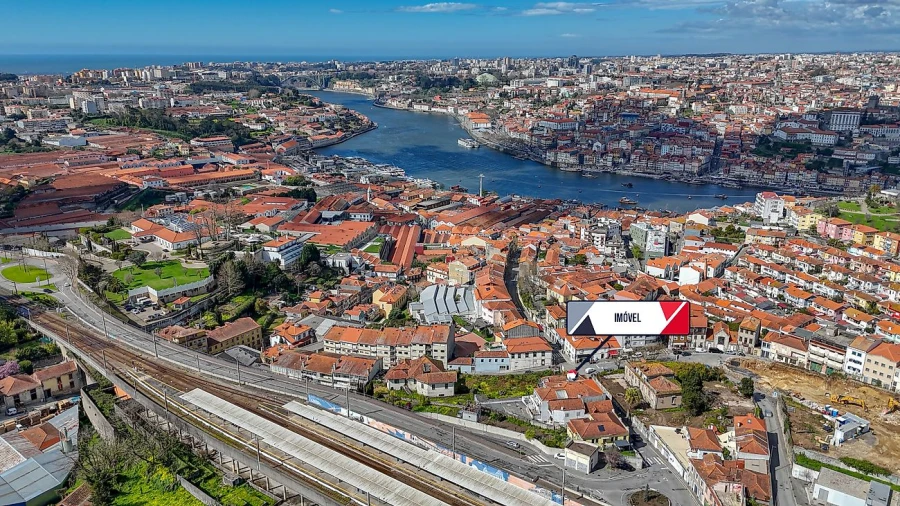 Moradia T3 para Venda em Santa Marinha e São Pedro da Afurada Foto 34