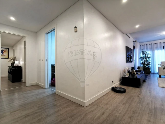 Apartamento T3 para Venda em Alverca do Ribatejo e Sobralinho Foto 3