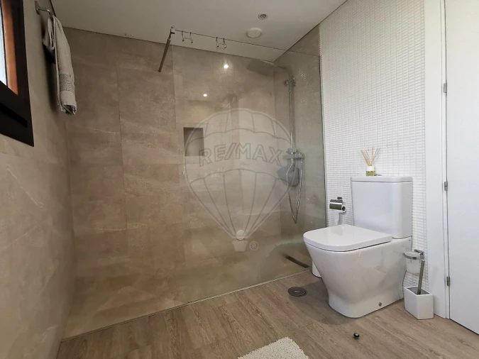 Apartamento T3 para Venda em Alverca do Ribatejo e Sobralinho Foto 30