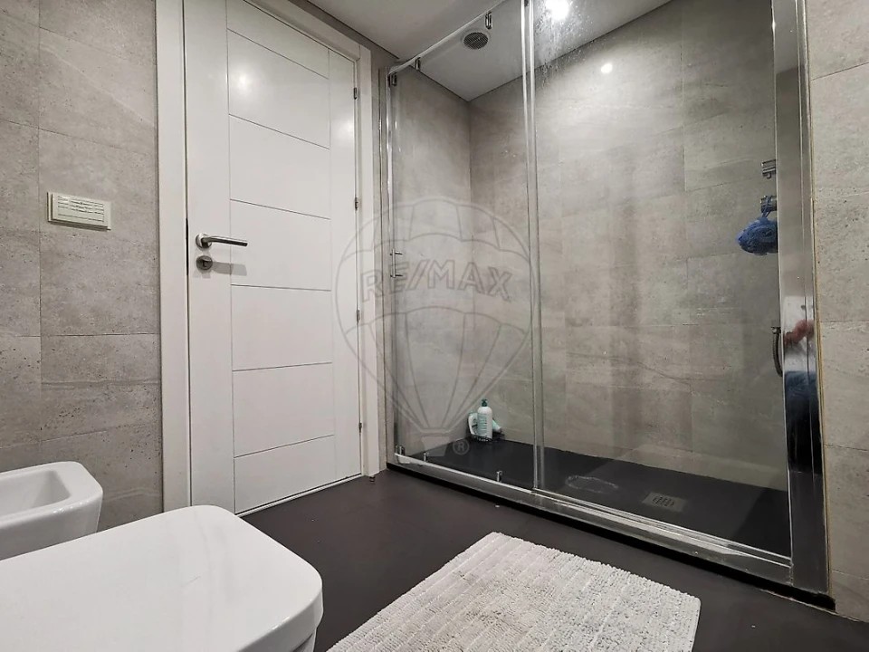 Apartamento T3 para Venda em Alverca do Ribatejo e Sobralinho Foto 24