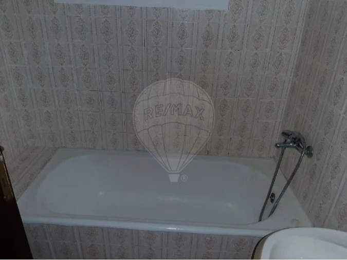 Apartamento T2 para Venda em Rio de Mouro Foto 12