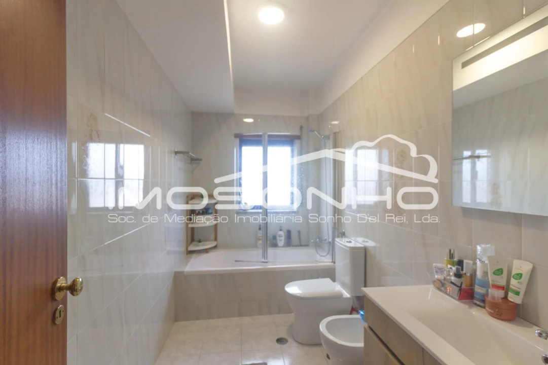 Apartamento T3 para Venda em Marinha Grande Foto 10