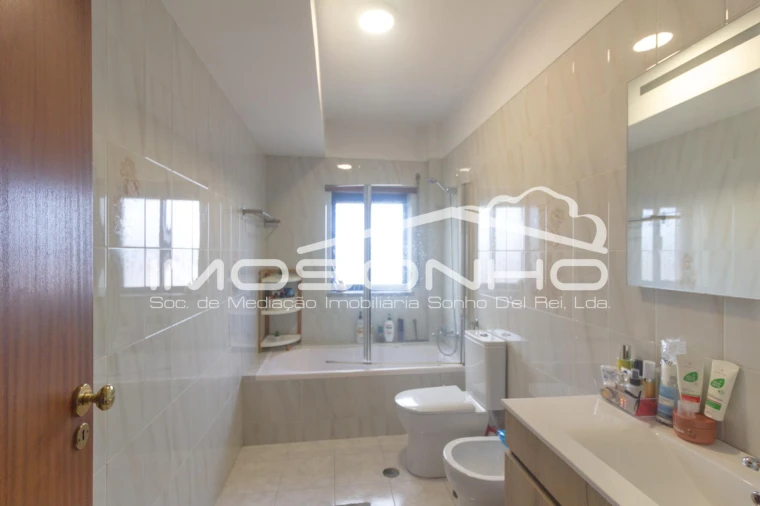 Apartamento T3 para Venda em Marinha Grande Foto 10