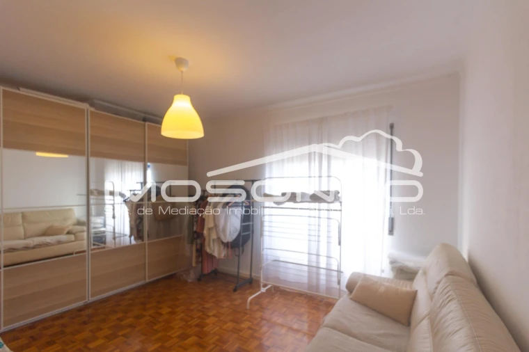 Apartamento T3 para Venda em Marinha Grande Foto 14