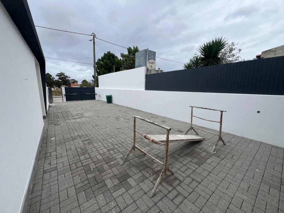 Moradia T3 para Venda em Quinta do Anjo Foto 31