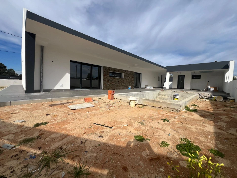 Moradia T3 para Venda em Quinta do Anjo Foto 34