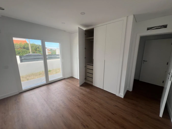 Moradia T3 para Venda em Quinta do Anjo Foto 12