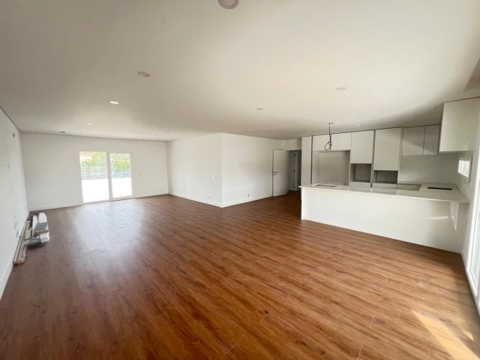 Moradia T3 para Venda em Quinta do Anjo Foto 6