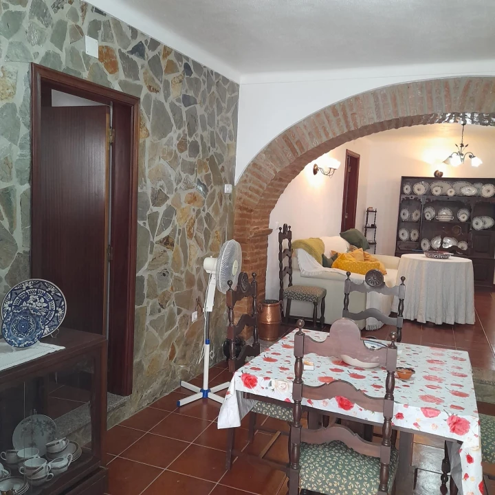 Moradia T7 para Venda em Cabeço de Vide Foto 1