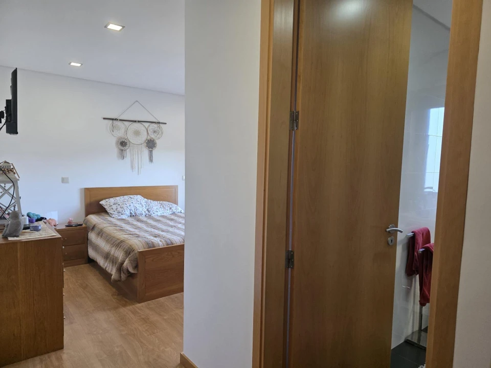 Apartamento T2 para Venda em Santa Maria da Feira, Travanca, Sanfins e Espargo Foto 8