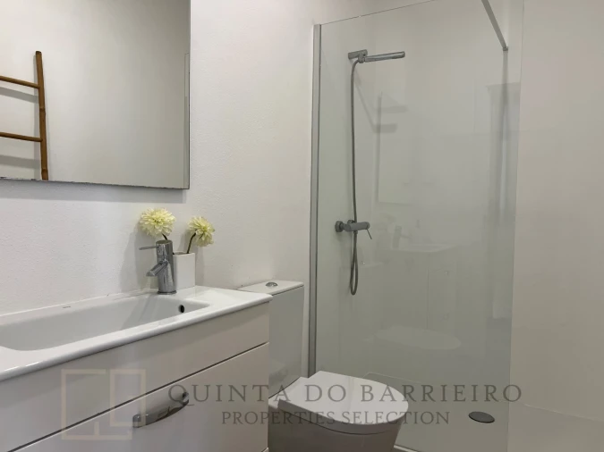 Moradia T3 para Venda em Santa Maria do Castelo e Santiago e Santa Susana Foto 15