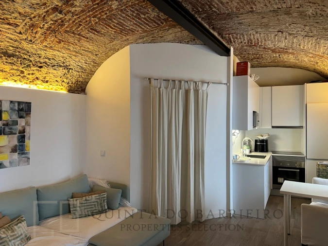 Moradia T3 para Venda em Santa Maria do Castelo e Santiago e Santa Susana Foto 1