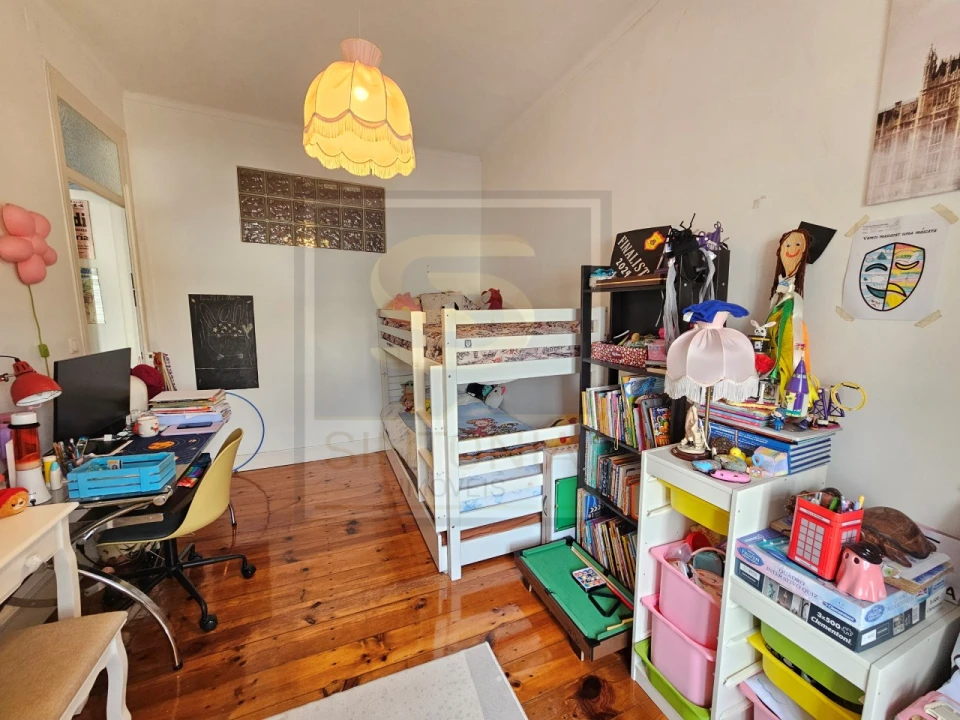 Apartamento T4 para Venda em Arroios Foto 3