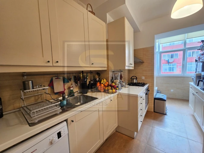 Apartamento T4 para Venda em Arroios Foto 13