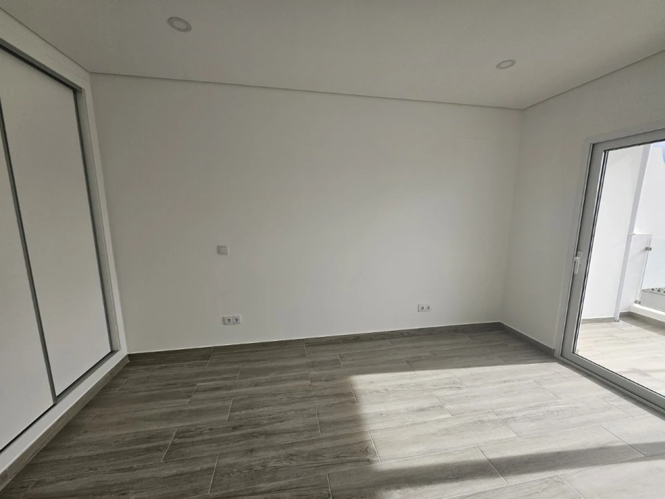 Apartamento T3 para Venda em Altura Foto 10
