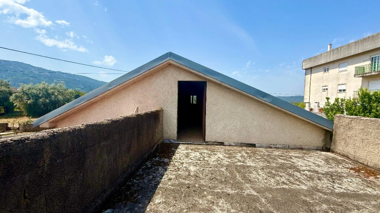 Moradia T2 para Venda em Lousã e Vilarinho Foto 15