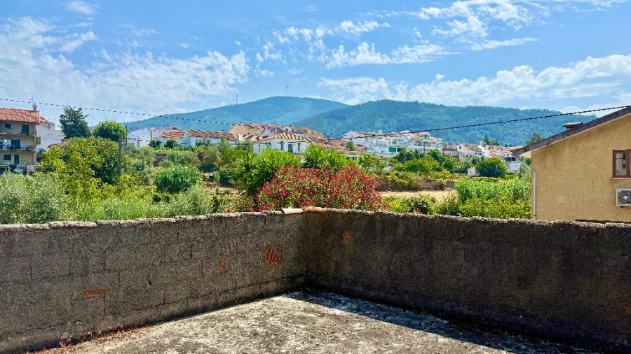 Moradia T2 para Venda em Lousã e Vilarinho Foto 13