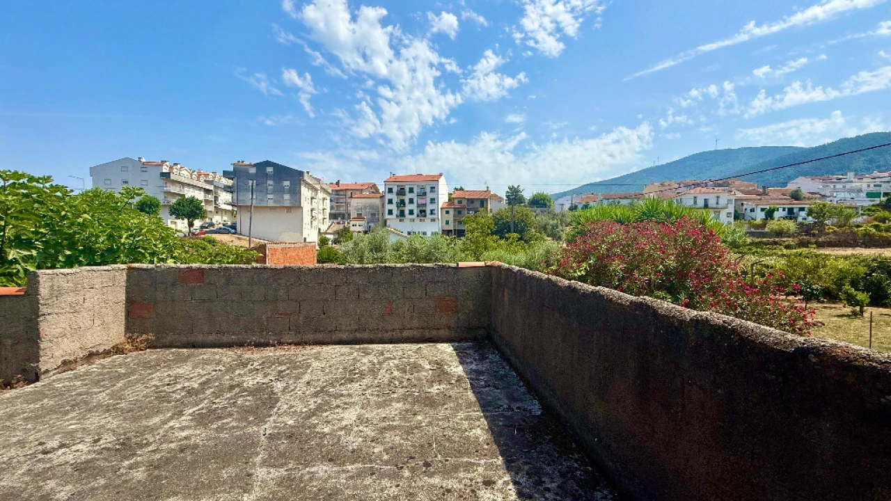 Moradia T2 para Venda em Lousã e Vilarinho Foto 14
