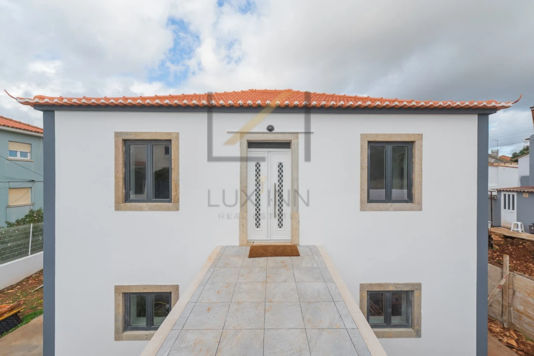 Moradia T5 para Venda em Carcavelos e Parede Foto 4