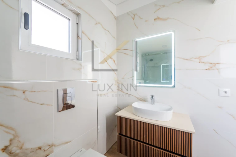 Moradia T5 para Venda em Carcavelos e Parede Foto 22