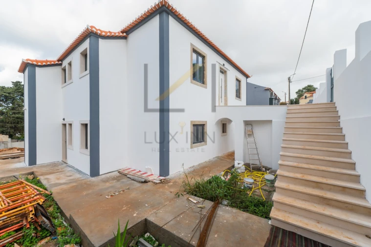 Moradia T5 para Venda em Carcavelos e Parede Foto 3