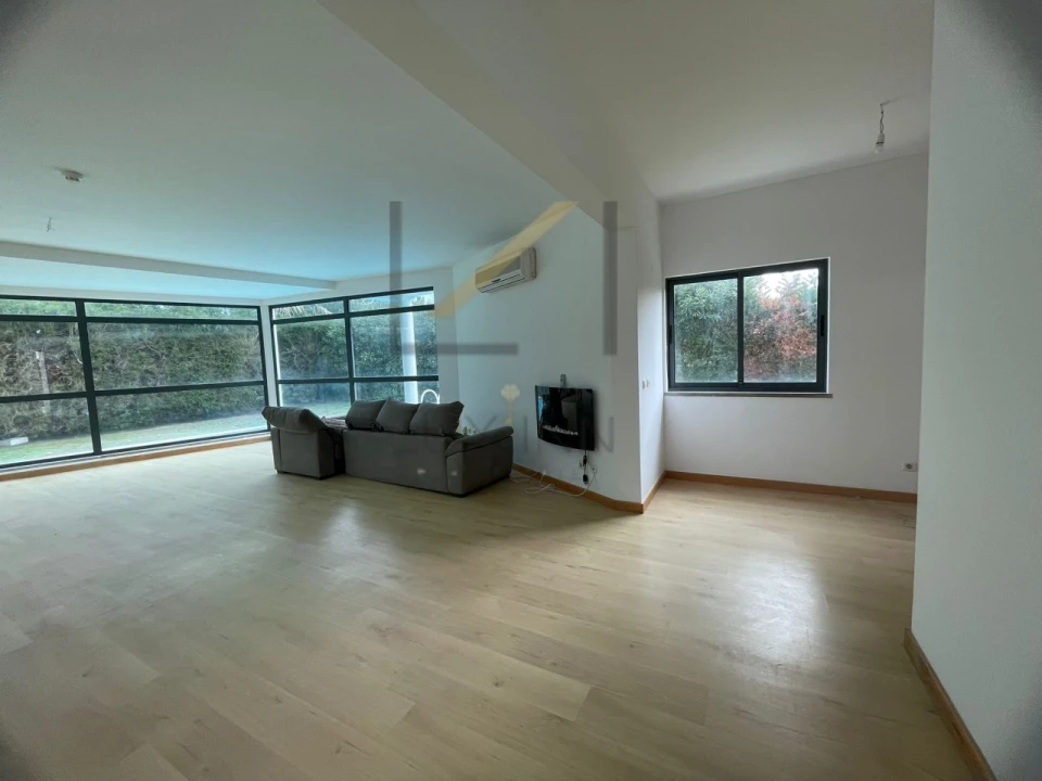 Moradia T3 para Venda em Quinta do Anjo Foto 15