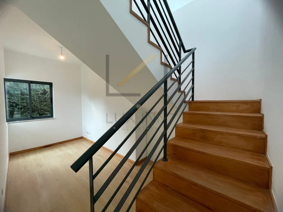 Moradia T3 para Venda em Quinta do Anjo Foto 25