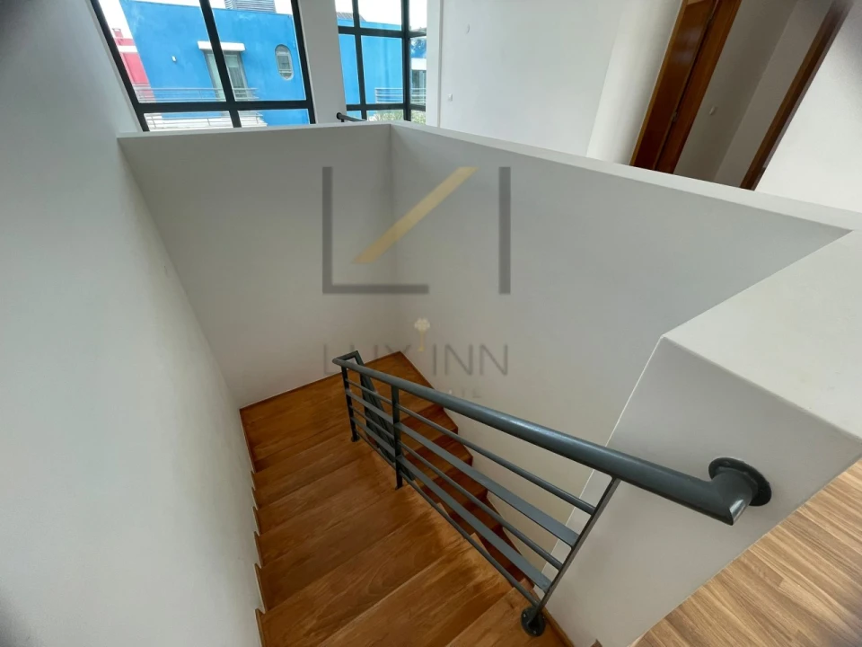 Moradia T3 para Venda em Quinta do Anjo Foto 30