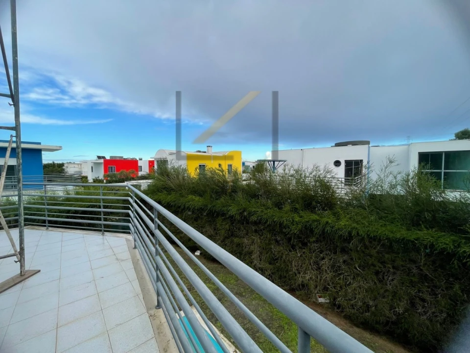 Moradia T3 para Venda em Quinta do Anjo Foto 49