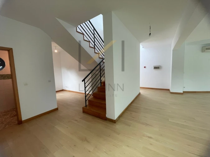 Moradia T3 para Venda em Quinta do Anjo Foto 22