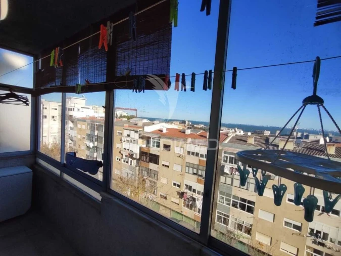 Apartamento T3 para Venda em Almada, Cova da Piedade, Pragal e Cacilhas Foto 9